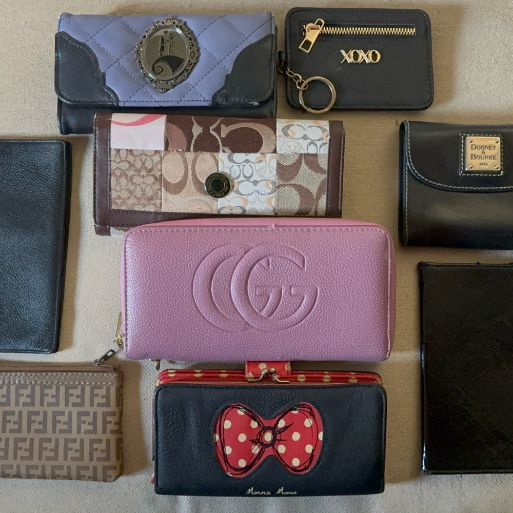 Assorted Wallet Bundle - Picture 3 of 9